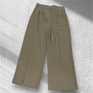 Women’s Wide-leg High-waisted Pleated Pants